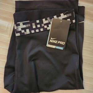 Womens New Nike Pro